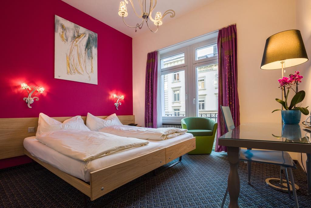 Hotel Ambassador Solothurn Luaran gambar