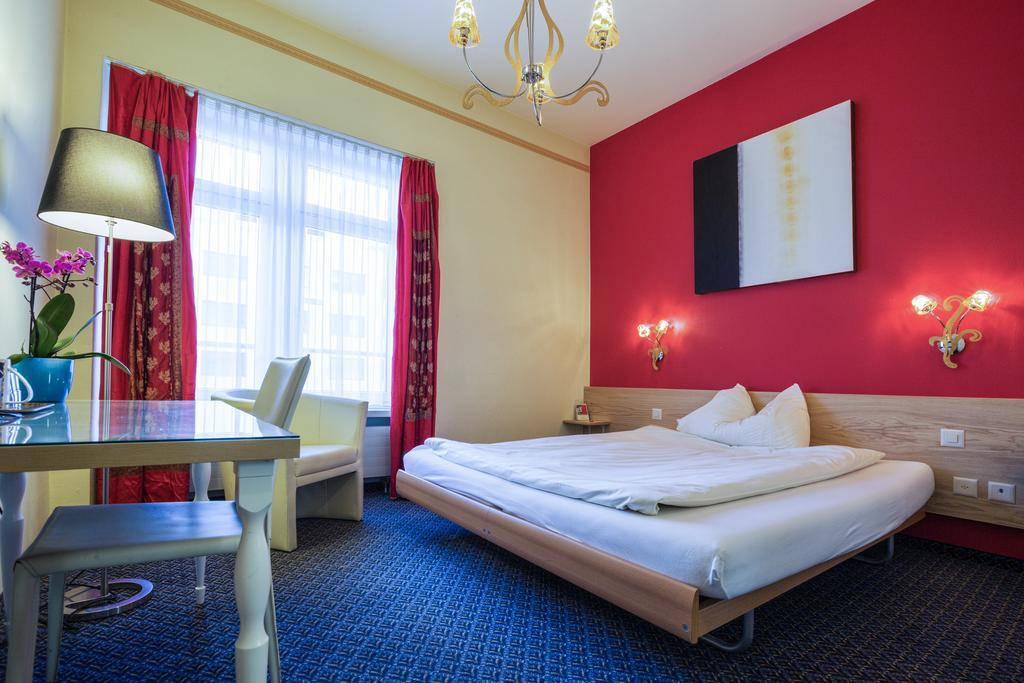 Hotel Ambassador Solothurn Luaran gambar