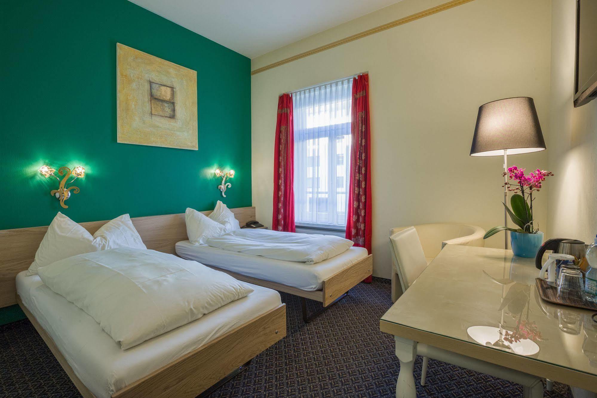 Hotel Ambassador Solothurn Luaran gambar